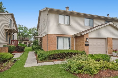 Photo of 18584 Meadow Lane, Hazel Crest, IL 60429 (MLS # 12761366)