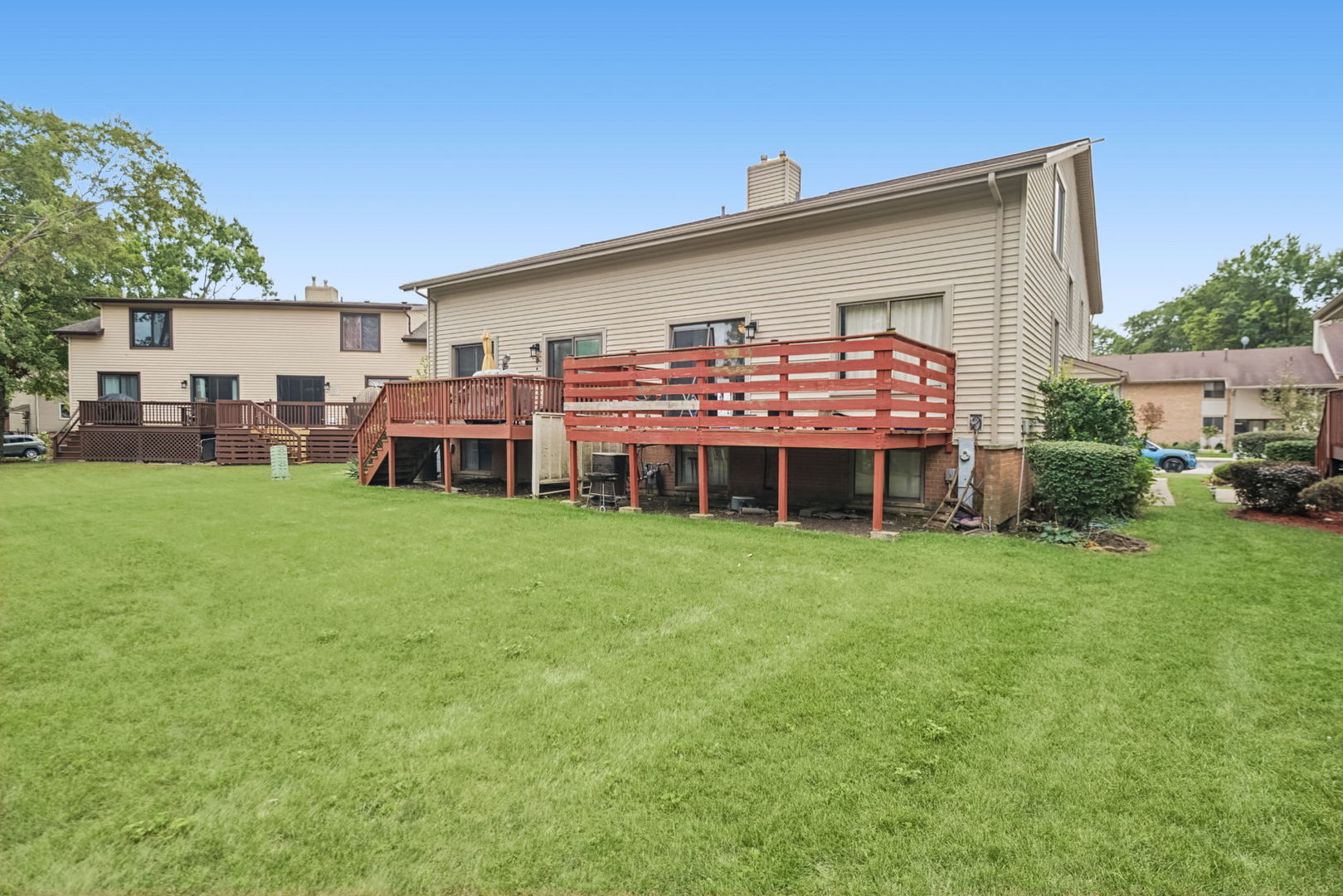 18584 Meadow Lane