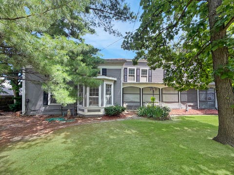Photo of 518 E 10th Street, Lockport, IL 60441 (MLS # 12684008)