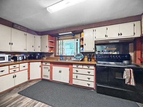 Tiny photo for 518 E 10th Street, Lockport, IL 60441 (MLS # 12684008)