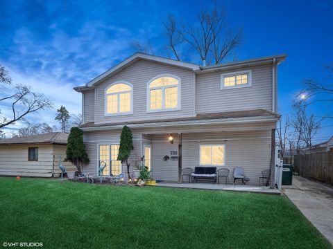 Tiny photo for 665 Cindy Lane, Wheeling, IL 60090 (MLS # 12444322)
