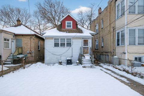 Tiny photo for 4710 W Schubert Avenue, Chicago, IL 60639 (MLS # 12548316)