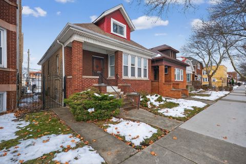 Tiny photo for 4710 W Schubert Avenue, Chicago, IL 60639 (MLS # 12548316)