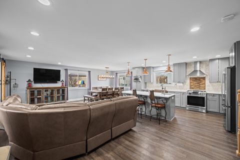 Tiny photo for 627 Buckthorn Terrace, Buffalo Grove, IL 60089 (MLS # 12601069)