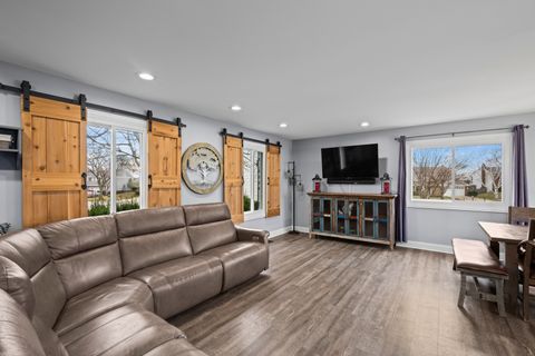 Tiny photo for 627 Buckthorn Terrace, Buffalo Grove, IL 60089 (MLS # 12601069)