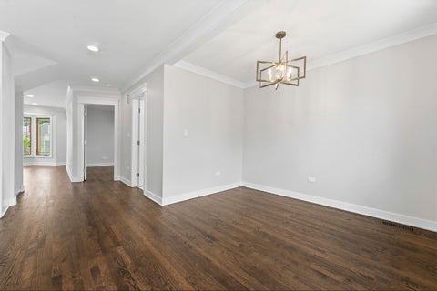 Tiny photo for 4903 N Moody Avenue, Chicago, IL 60630 (MLS # 12676587)