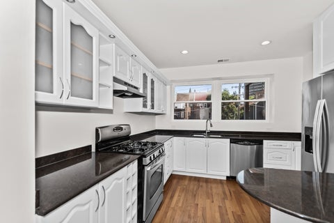 Tiny photo for 4023 S Calumet Avenue #2N, Chicago, IL 60653 (MLS # 12731251)