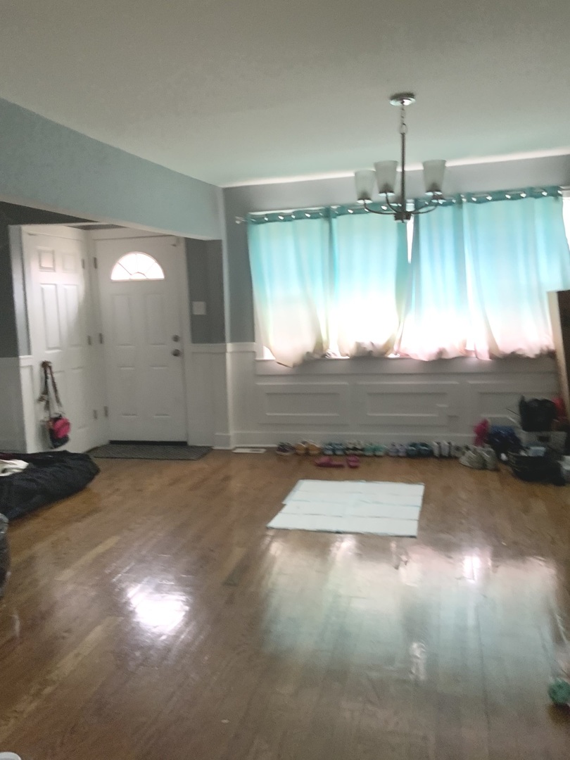 836 E 89th Street