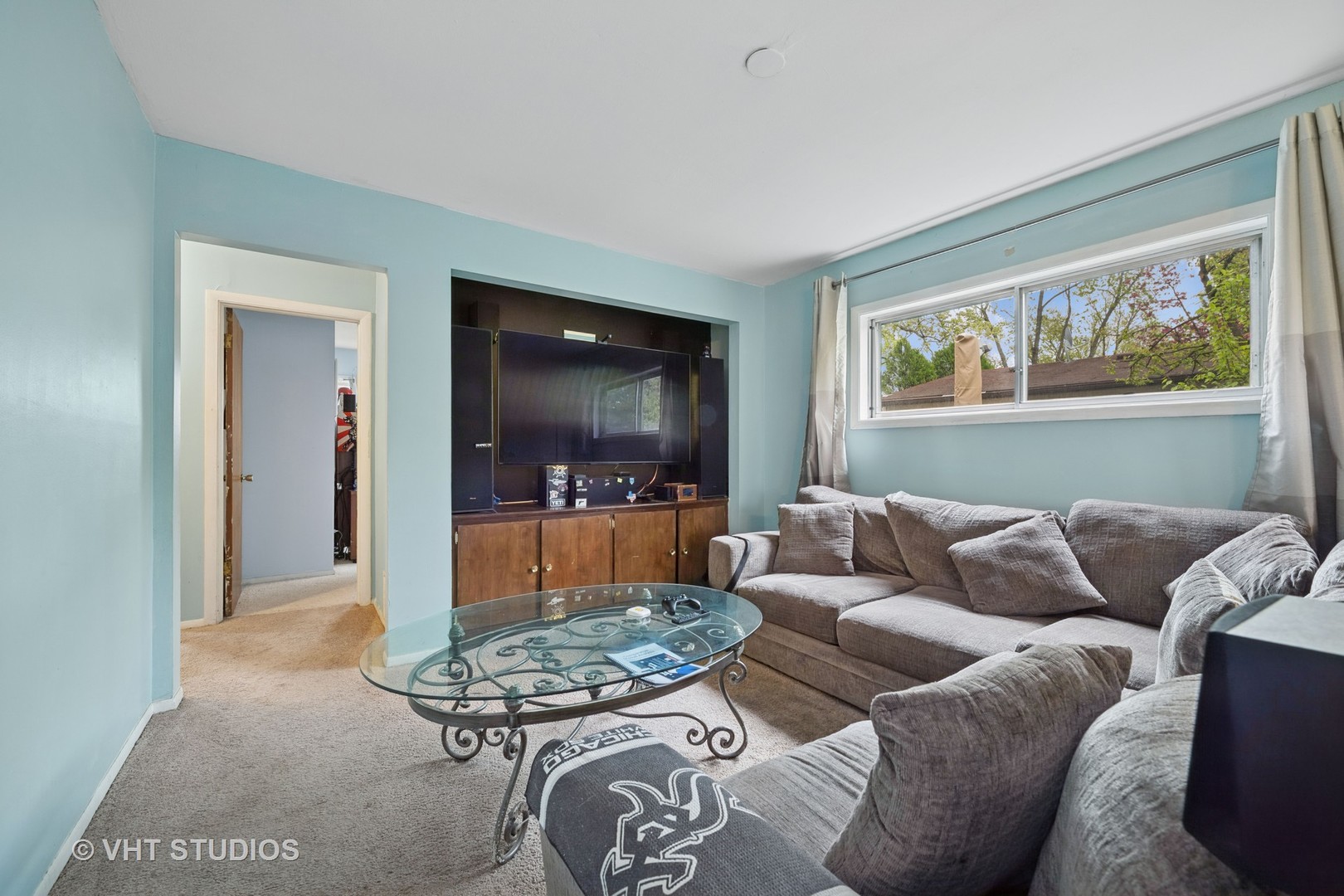 107 W Jeffery Avenue