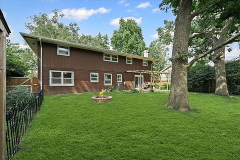 Tiny photo for 805 Shurts Street, Urbana, IL 61801 (MLS # 12424279)