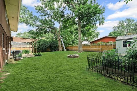 Tiny photo for 805 Shurts Street, Urbana, IL 61801 (MLS # 12424279)
