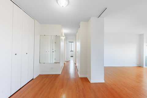 Tiny photo for 4850 S Lake Park Avenue #2111, Chicago, IL 60615 (MLS # 12615432)