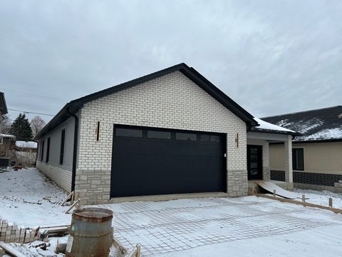 Tiny photo for 10734 S Worth Avenue, Worth, IL 60482 (MLS # 12618073)