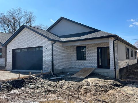 Tiny photo for 10734 S Worth Avenue, Worth, IL 60482 (MLS # 12618073)