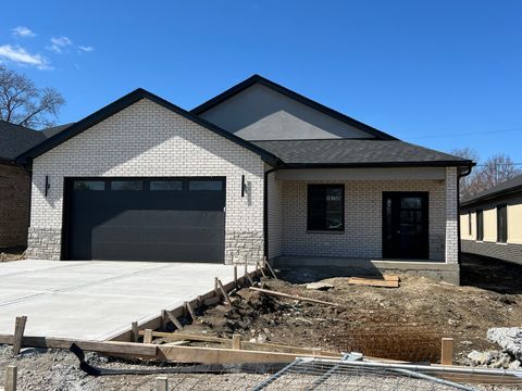 Tiny photo for 10734 S Worth Avenue, Worth, IL 60482 (MLS # 12618073)