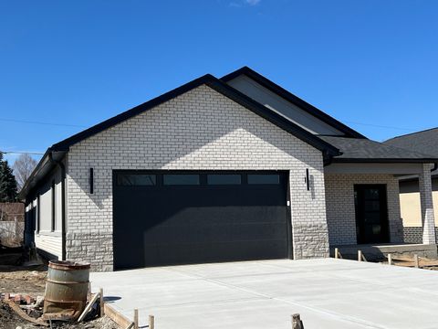 Tiny photo for 10734 S Worth Avenue, Worth, IL 60482 (MLS # 12618073)