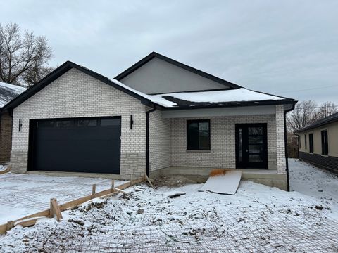 Tiny photo for 10734 S Worth Avenue, Worth, IL 60482 (MLS # 12618073)