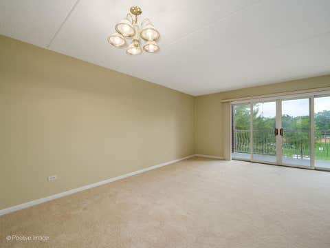 Tiny photo for 7071 W TOUHY Avenue #408, Niles, IL 60714 (MLS # 12735902)