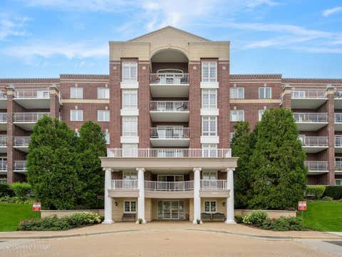 Tiny photo for 7071 W TOUHY Avenue #408, Niles, IL 60714 (MLS # 12735902)