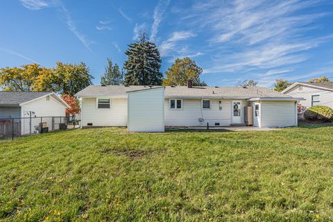 Tiny photo for 403 Arrowhead Trail, Carol Stream, IL 60188 (MLS # 12528883)