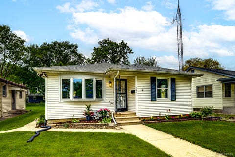 Tiny photo for 521 Cowles Avenue, Joliet, IL 60435 (MLS # 12679916)