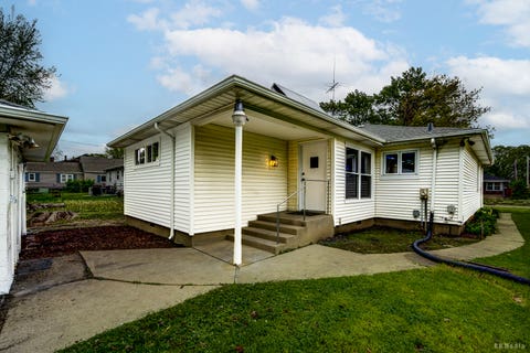 Tiny photo for 521 Cowles Avenue, Joliet, IL 60435 (MLS # 12679916)