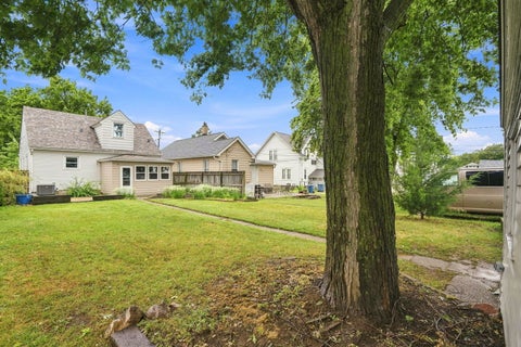 Tiny photo for 913 3rd Avenue, Silvis, IL 61282 (MLS # 12753994)