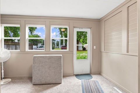 Tiny photo for 913 3rd Avenue, Silvis, IL 61282 (MLS # 12753994)