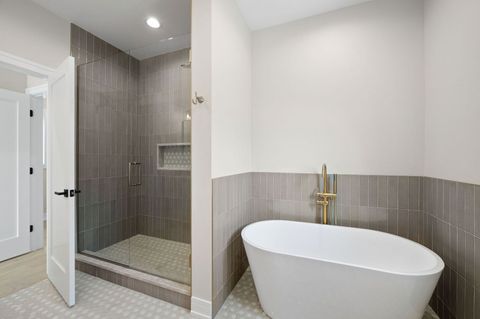 Tiny photo for 5825 W Byron Street, Chicago, IL 60634 (MLS # 12638055)