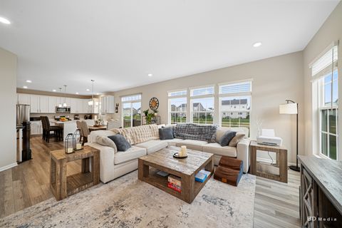 Tiny photo for 15326 Harvest Lane W, Lockport, IL 60441 (MLS # 12441335)