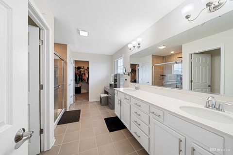 Tiny photo for 15326 Harvest Lane W, Lockport, IL 60441 (MLS # 12441335)