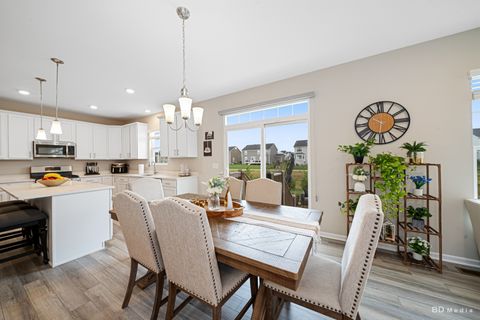 Tiny photo for 15326 Harvest Lane W, Lockport, IL 60441 (MLS # 12441335)
