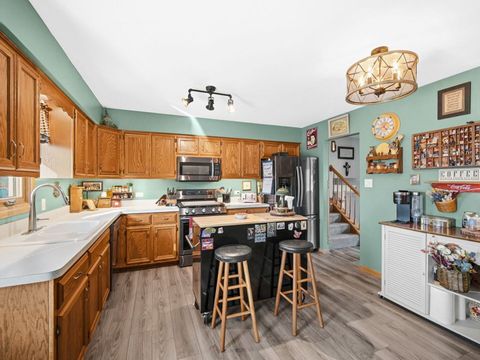Tiny photo for 611 Princeton Lane, New Lenox, IL 60451 (MLS # 12544133)
