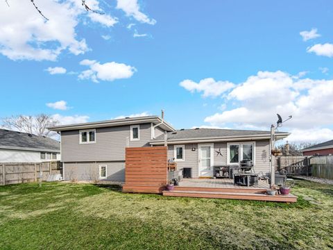 Tiny photo for 611 Princeton Lane, New Lenox, IL 60451 (MLS # 12544133)