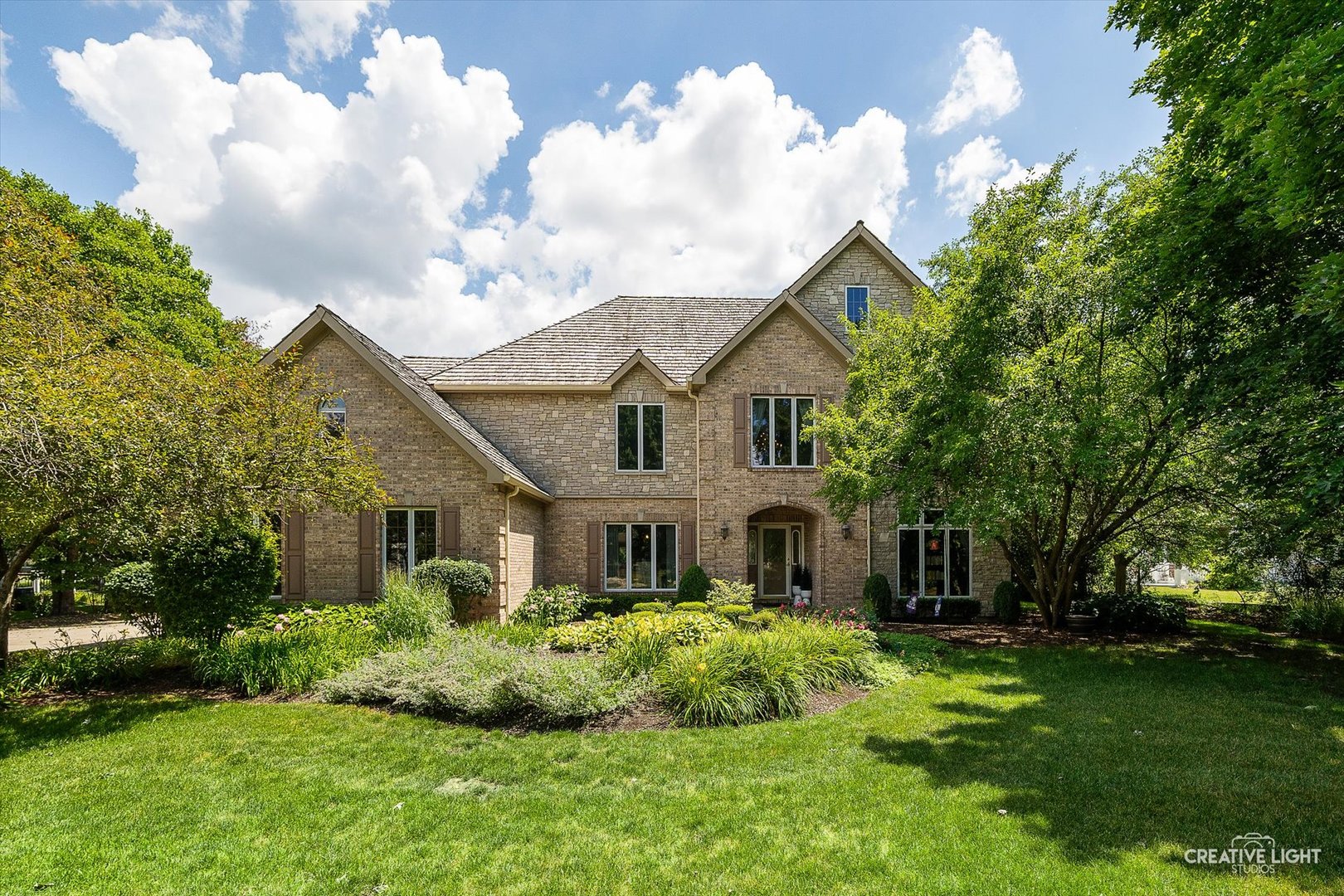 4211 Legend Court