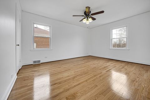 Tiny photo for 9429 S Oakley Avenue, Chicago, IL 60643 (MLS # 12578300)