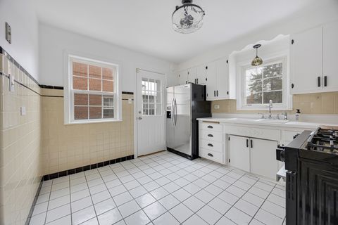 Tiny photo for 9429 S Oakley Avenue, Chicago, IL 60643 (MLS # 12578300)