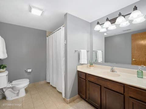 Tiny photo for 175 W Brush Hill Road #104, Elmhurst, IL 60126 (MLS # 12726699)