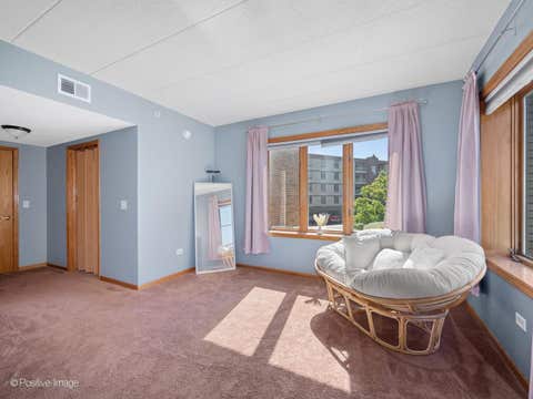 Tiny photo for 175 W Brush Hill Road #104, Elmhurst, IL 60126 (MLS # 12726699)