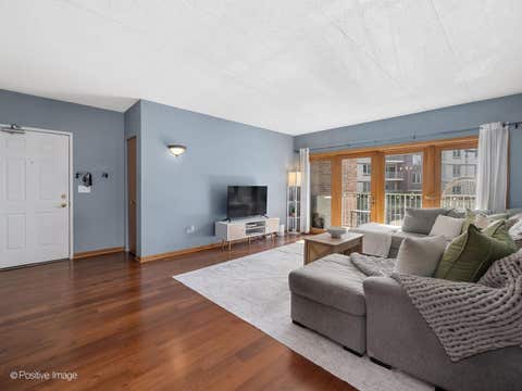 Tiny photo for 175 W Brush Hill Road #104, Elmhurst, IL 60126 (MLS # 12726699)