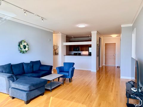 Tiny photo for 1570 ELMWOOD Avenue #802, Evanston, IL 60201 (MLS # 12493739)