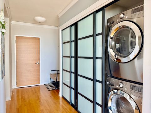 Tiny photo for 1570 ELMWOOD Avenue #802, Evanston, IL 60201 (MLS # 12493739)