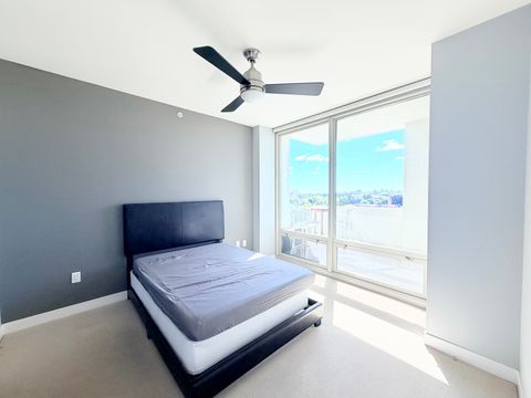 Tiny photo for 1570 ELMWOOD Avenue #802, Evanston, IL 60201 (MLS # 12493739)