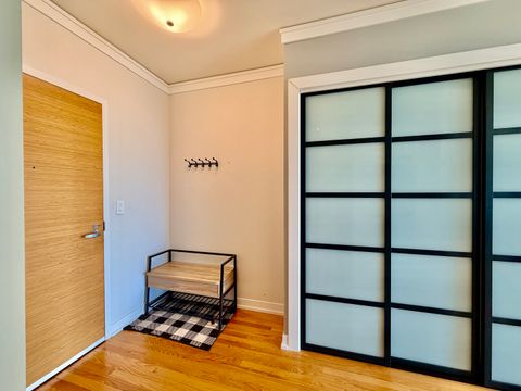 Tiny photo for 1570 ELMWOOD Avenue #802, Evanston, IL 60201 (MLS # 12493739)