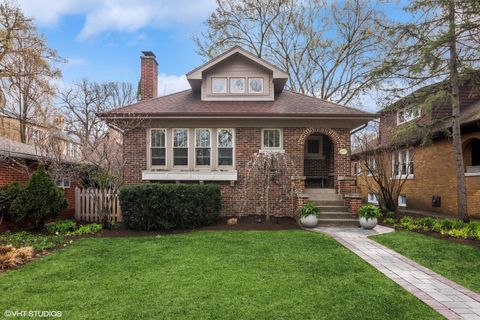 2207 Bennett Avenue Evanston IL 60201