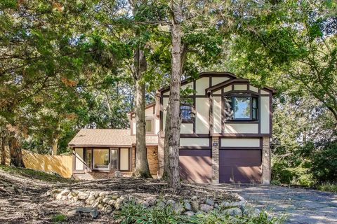 725 N Ashbury Avenue Bolingbrook IL 60440