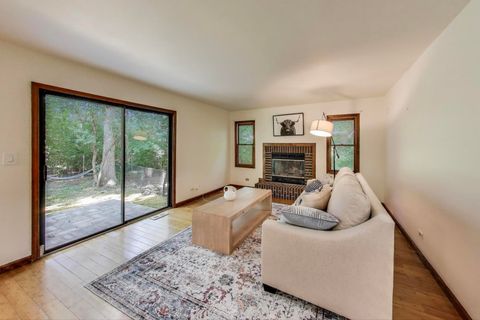 Tiny photo for 725 N Ashbury Avenue, Bolingbrook, IL 60440 (MLS # 12464212)