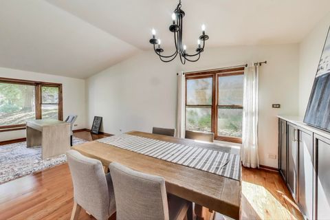 Tiny photo for 725 N Ashbury Avenue, Bolingbrook, IL 60440 (MLS # 12464212)