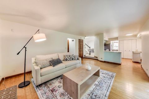 Tiny photo for 725 N Ashbury Avenue, Bolingbrook, IL 60440 (MLS # 12464212)
