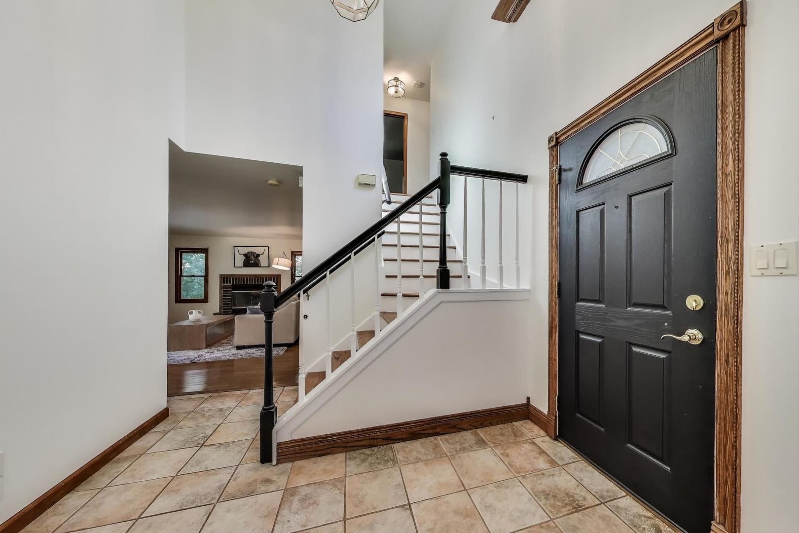 725 N Ashbury Avenue